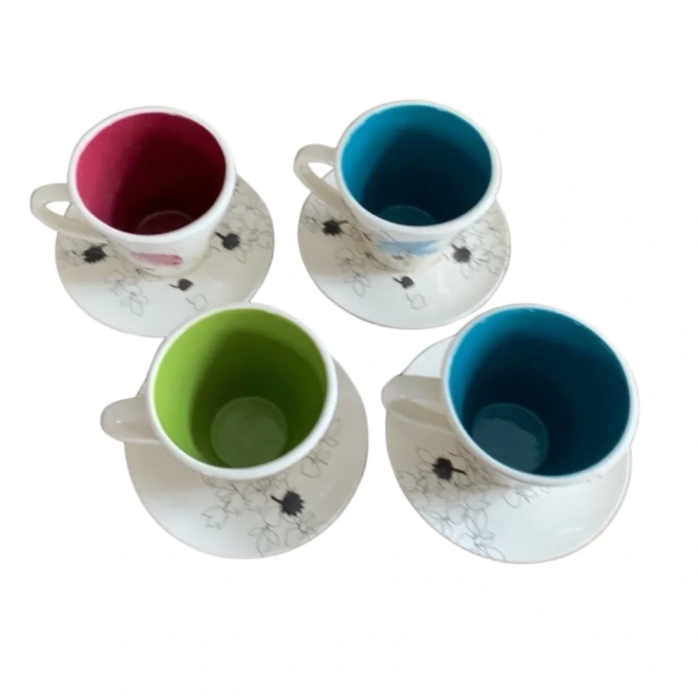 Starbucks Vintage Set of Four Cups & Saucers 2007 Retired Pattern Autumn Leaves